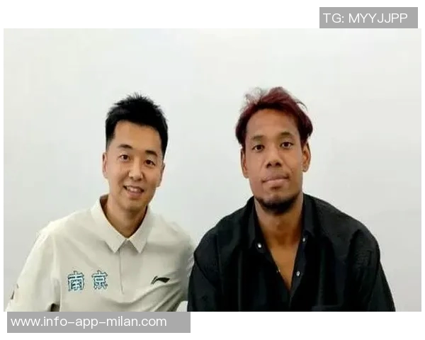 同曦官博庆祝祝铭震29岁生日并宣布今夏续约顶薪计划 同曦官博庆祝祝铭震29岁生日并宣布今夏续约顶薪计划