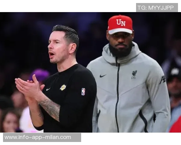 雷迪克谈詹姆斯首秀后肌肉酸痛情况并透露他今天全程参与训练