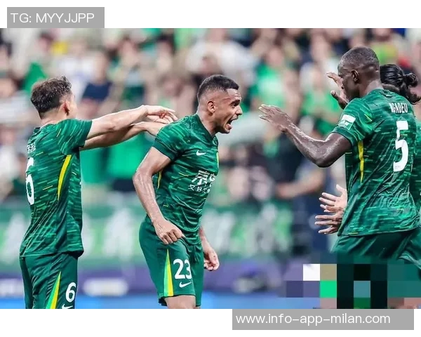 国安队今日休息调整明天将恢复一天两次训练状态提升